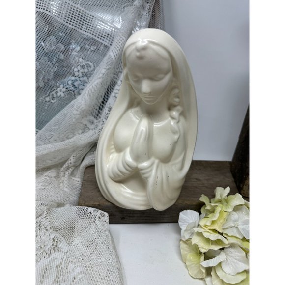 Vintage Royal Haeger Praying Madonna Ivory Virgin Mary Planter Vase - Picture 8 of 8